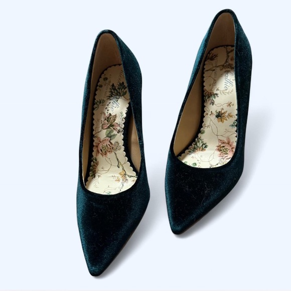 Nicola Bathie x Antonio Melani Black Velvet Shoes - Picture 1 of 4